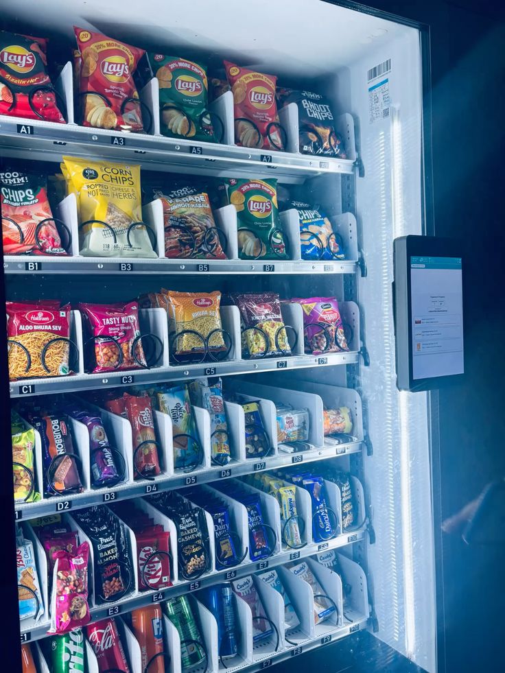 smart cooler close up snack items